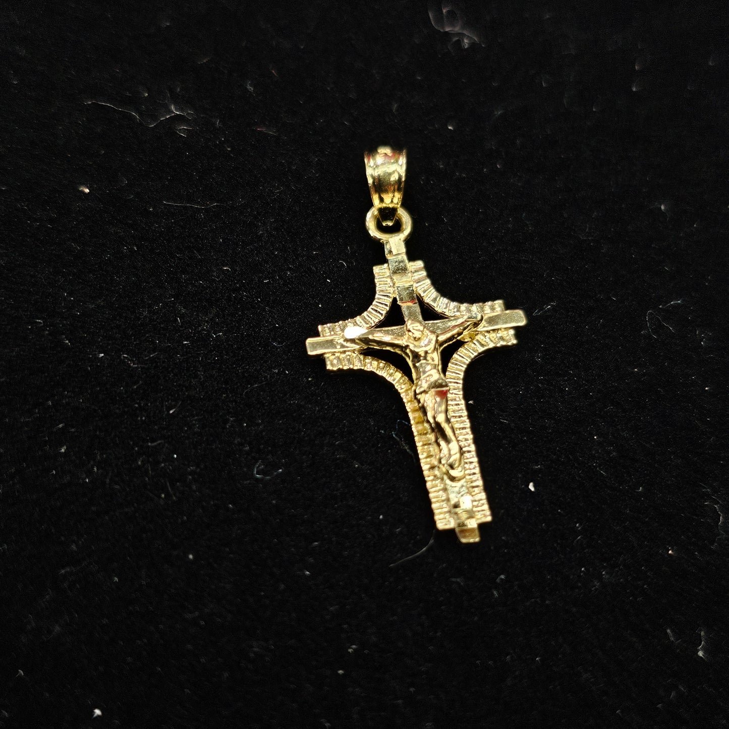10k Crucifix Jesus Pendant