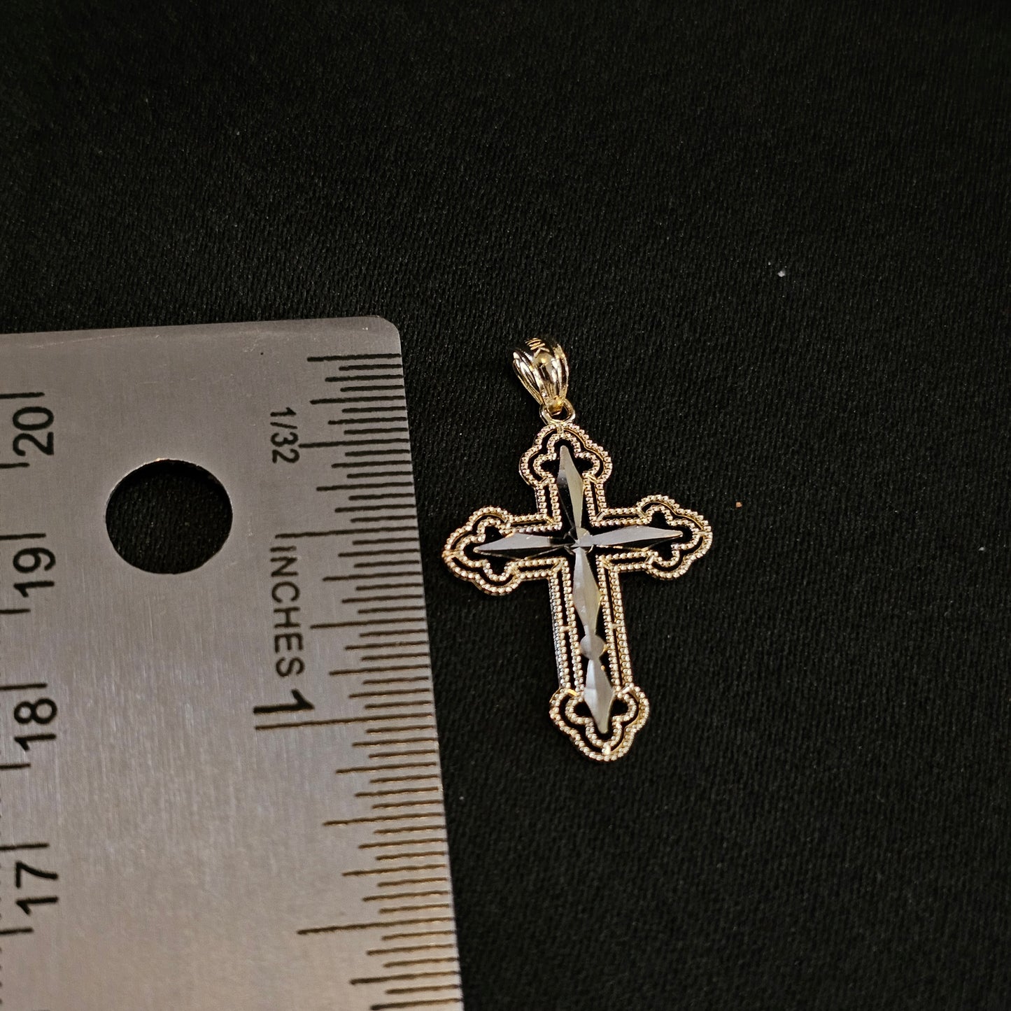 Cross w/ Diamond Cut 10k