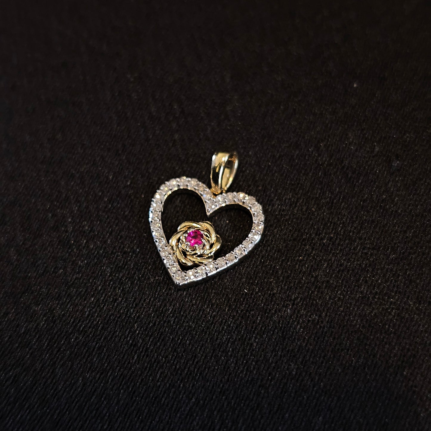 Heart Rose Natural Diamonds