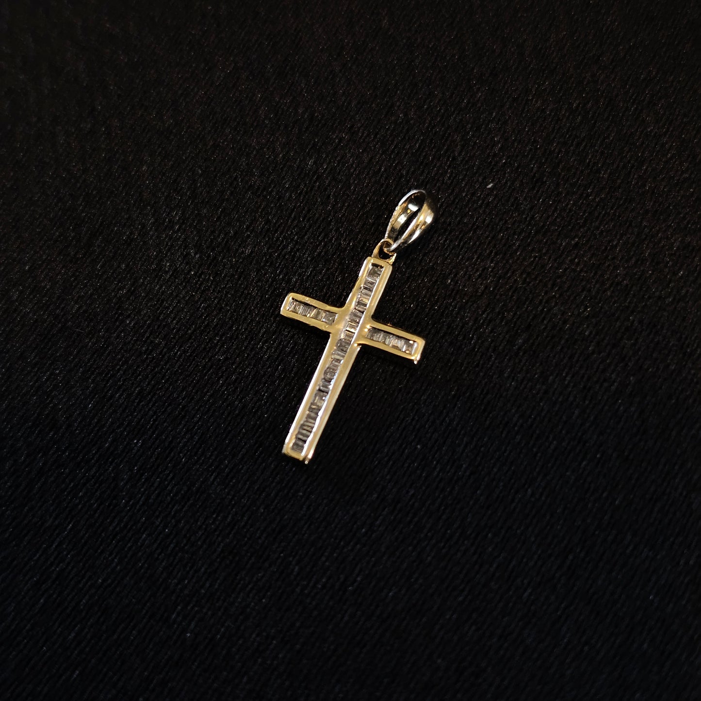 10k Baguette Diamonds Cross