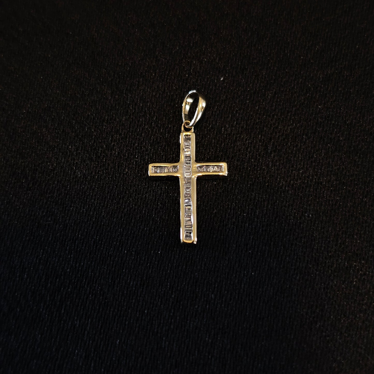 10k Baguette Diamonds Cross