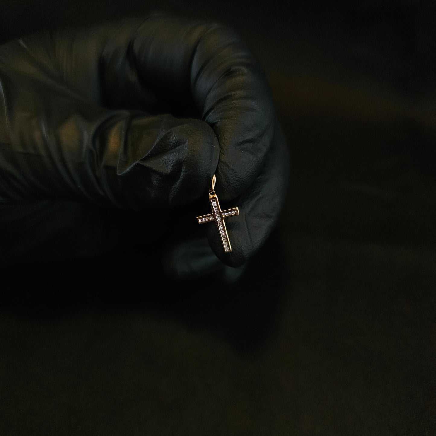 10k Baguette Diamonds Cross