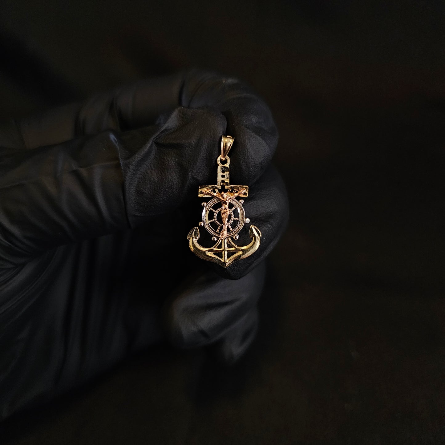 Anchor Crucifix 10k