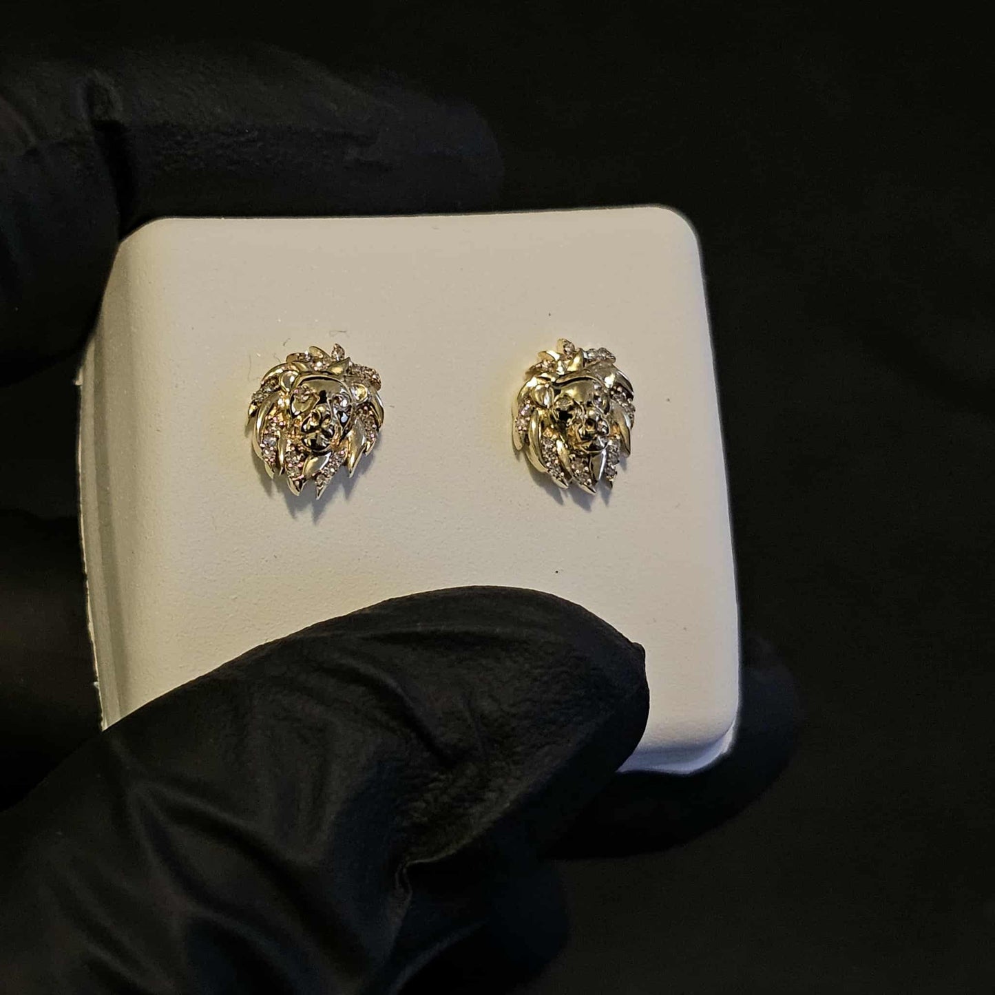 Lion Face Studs Diamonds & 10k