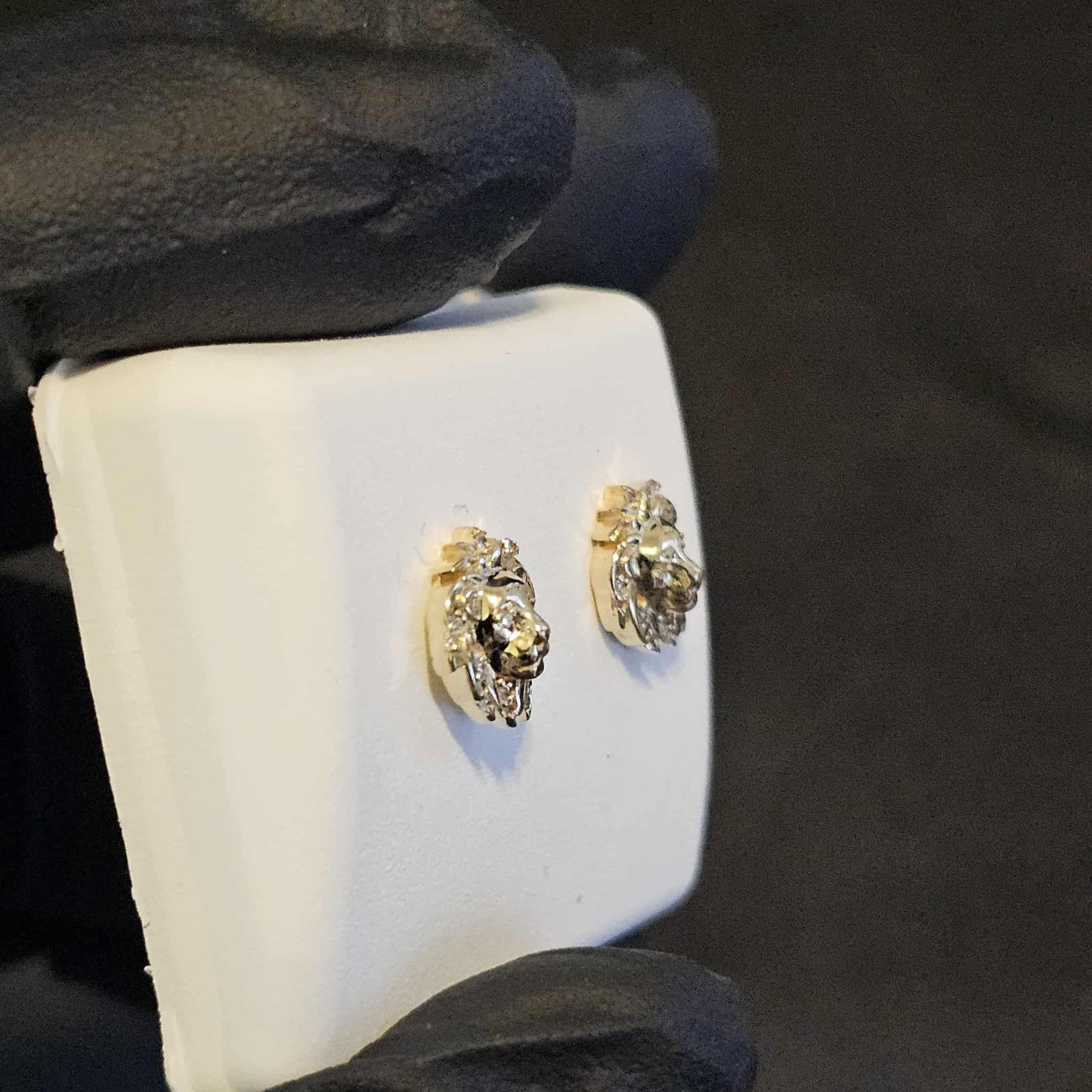 Lion Face Studs Diamonds & 10k